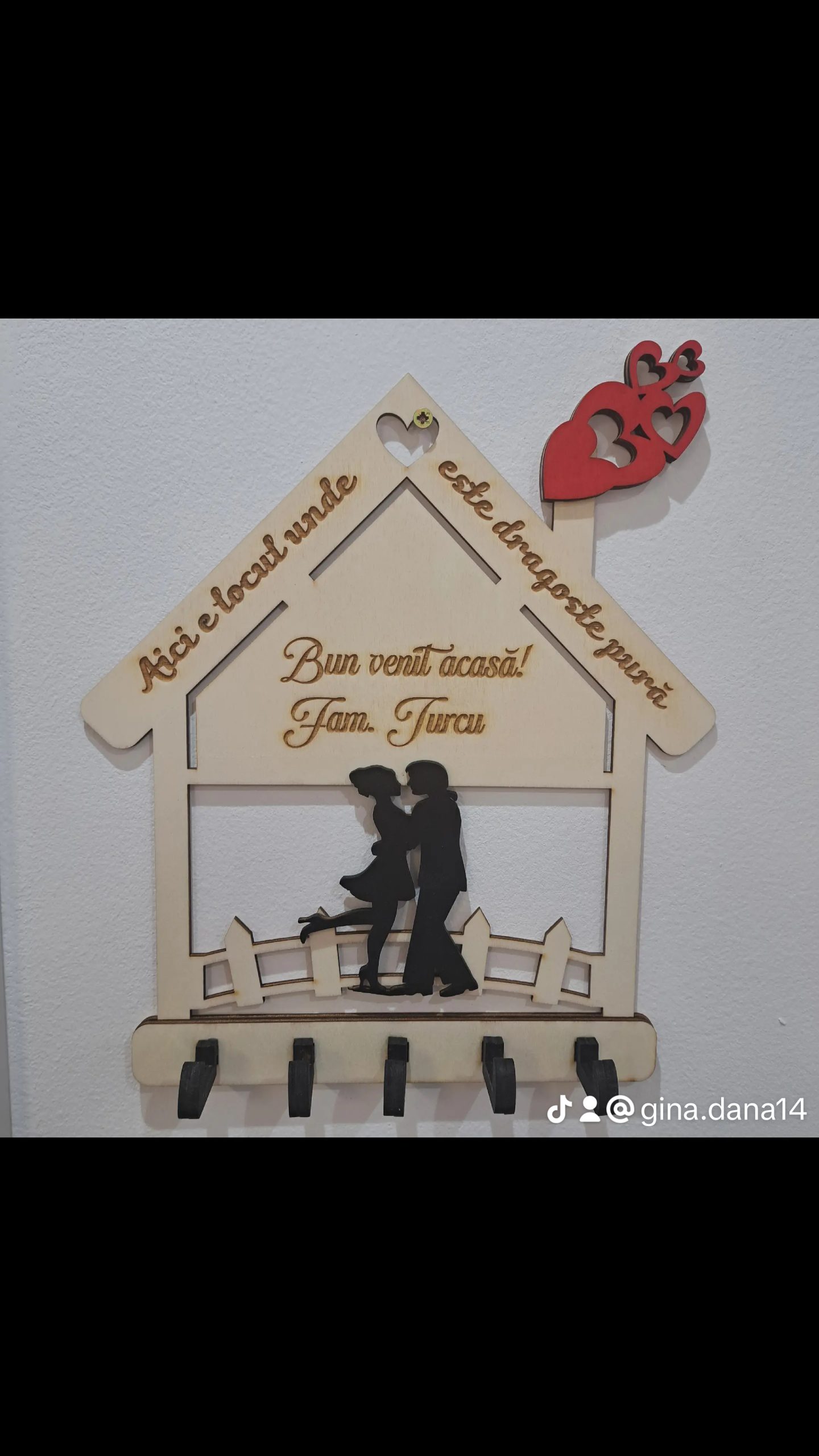 The Champagne Deck – Luxury Business Presentation (copie) - imagine 3